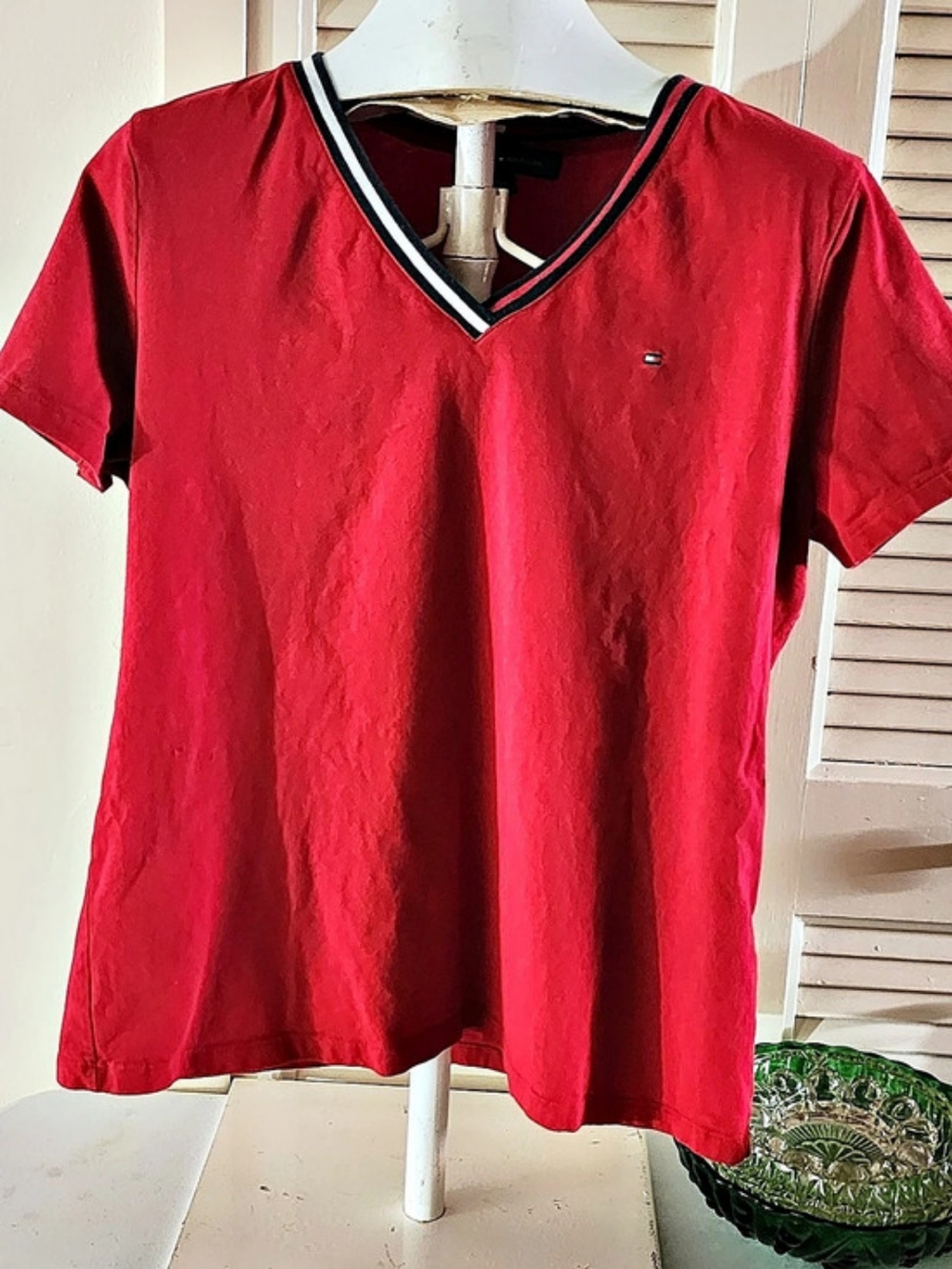 Tommy Hilfiger Stripe V-Neck Favorite T-Shirt Red Large